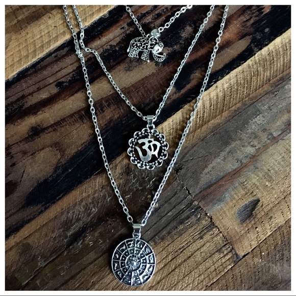 Boho Layered Necklace - Picture 3 of 5